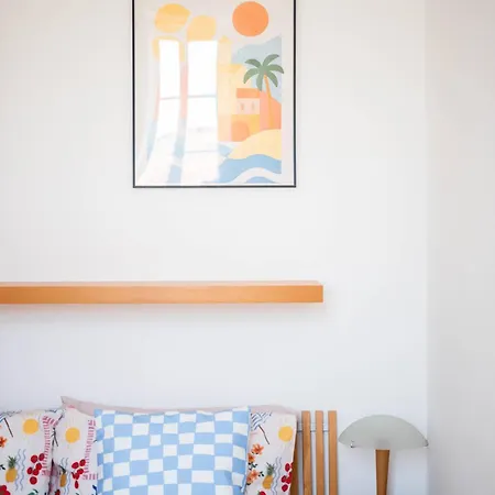 Le Saint-michel 2 2 Pieces Au Coeur De La Vieille De Sans Ascenceur Apartman *